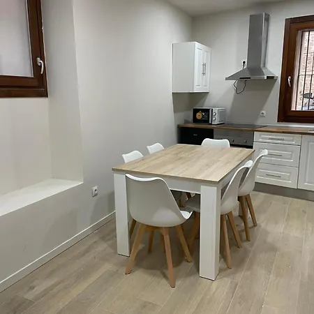 T1 En Centro Apartment